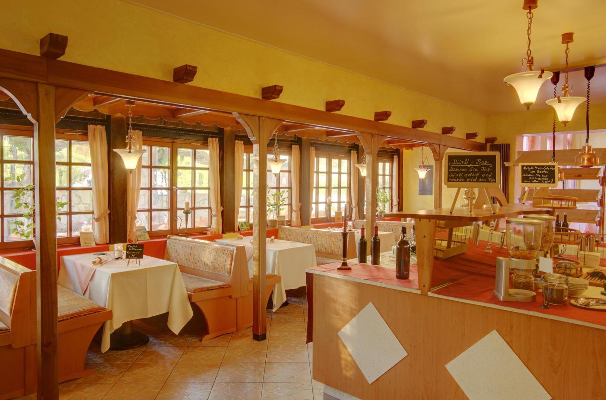 Hotel Naheschloesschen Bad Münster am Stein-Ebernburg Buitenkant foto